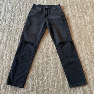 American Eagle Size 4 Regular Strigid Mom Jean Straight Jeans Black Gray Denim